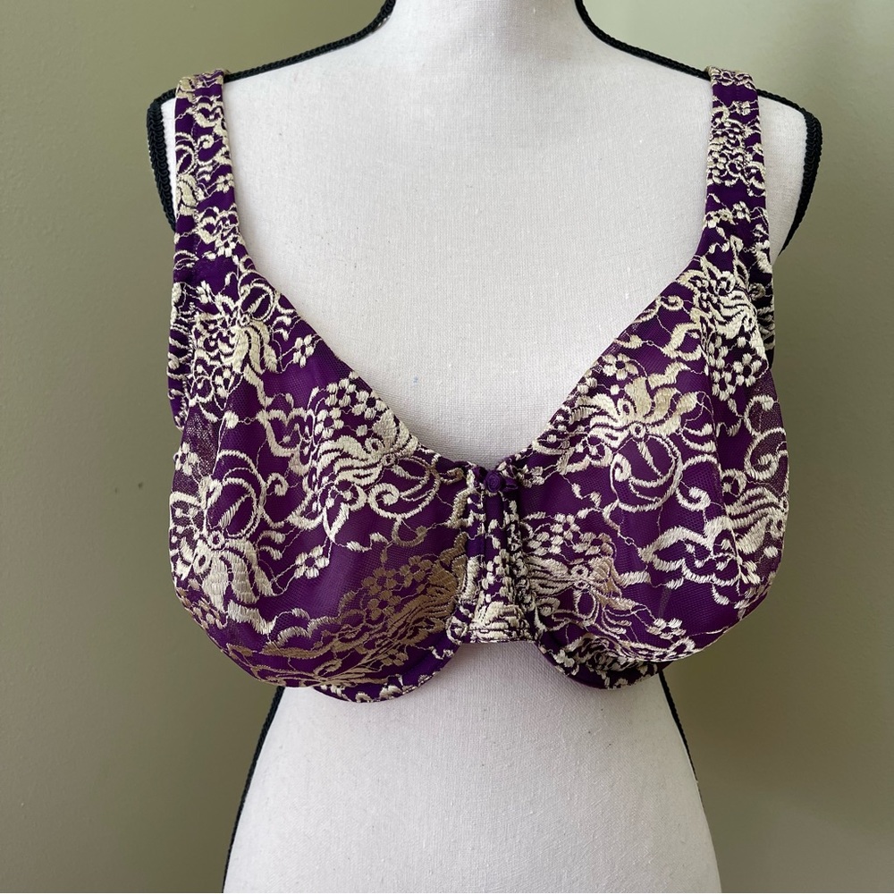 Cacique Purple and Cream Lace 42 DDD